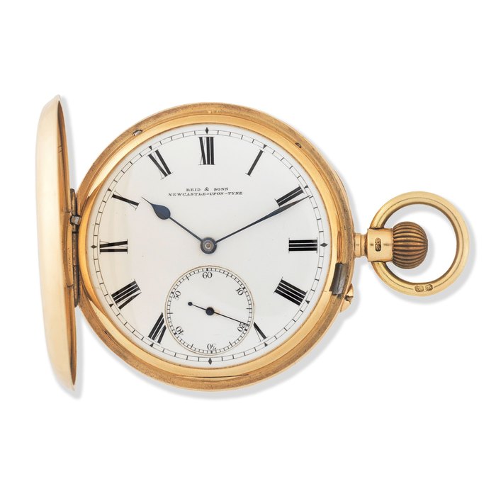 Reid & Sons, Newcastle upon Tyne. An 18K gold keyless wind full hunter pocket watch London Hallmark for 1905