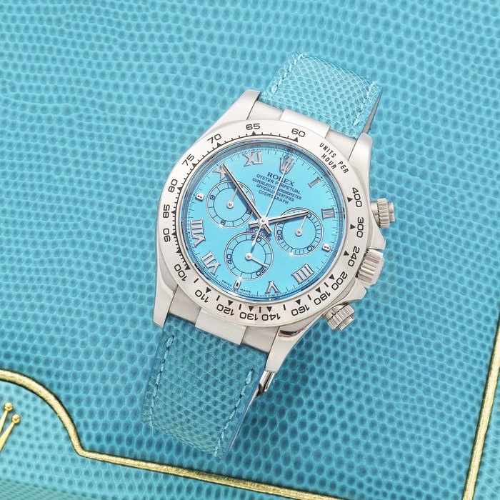 Rolex. A fine 18K white gold automatic chronograph wristwatch Daytona 'Beach', Ref: 116519, Purchased 2002