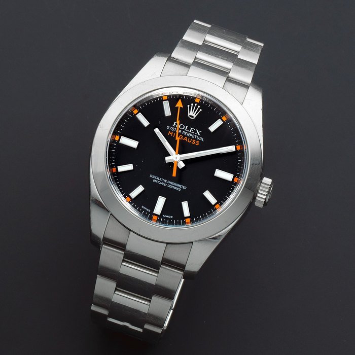 Rolex. A stainless steel automatic antimagnetic bracelet watch Milgauss, Ref: 116400, Sold 19th December 2008