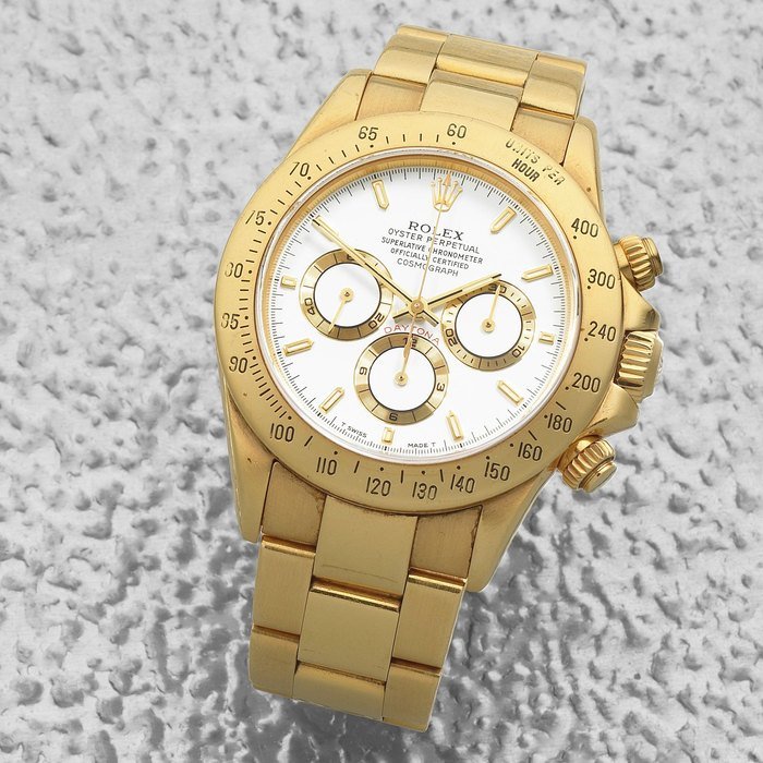 Zenith Rolex. An 18K gold automatic chronograph bracelet watch Daytona 'Zenith', Ref: 16528, Circa 1995 · 16528