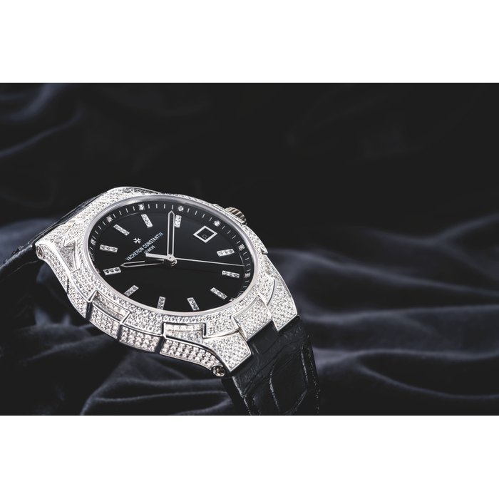 Vacheron Constantin, A White Gold and Diamond Set Automatic Center Seconds Wristwatch with Date, "Overseas" Ref. 47660 Case No. 1257419, with box
