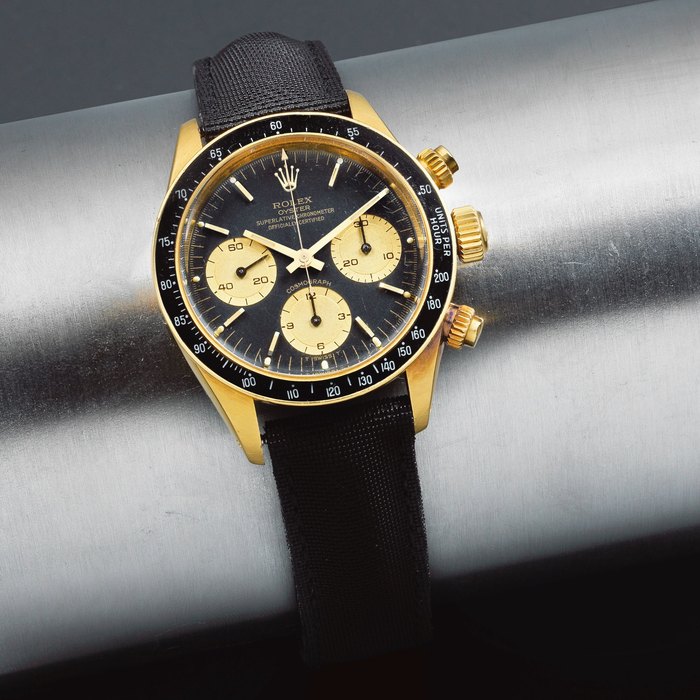 Rolex. An 18K gold manual wind chronograph wristwatch Cosmograph, Ref: 6263, Circa 1982
