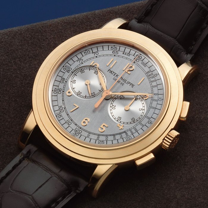 Patek Philippe. A fine 18K rose gold manual wind chronograph wristwatch Ref: 5070R, 27th April 2006