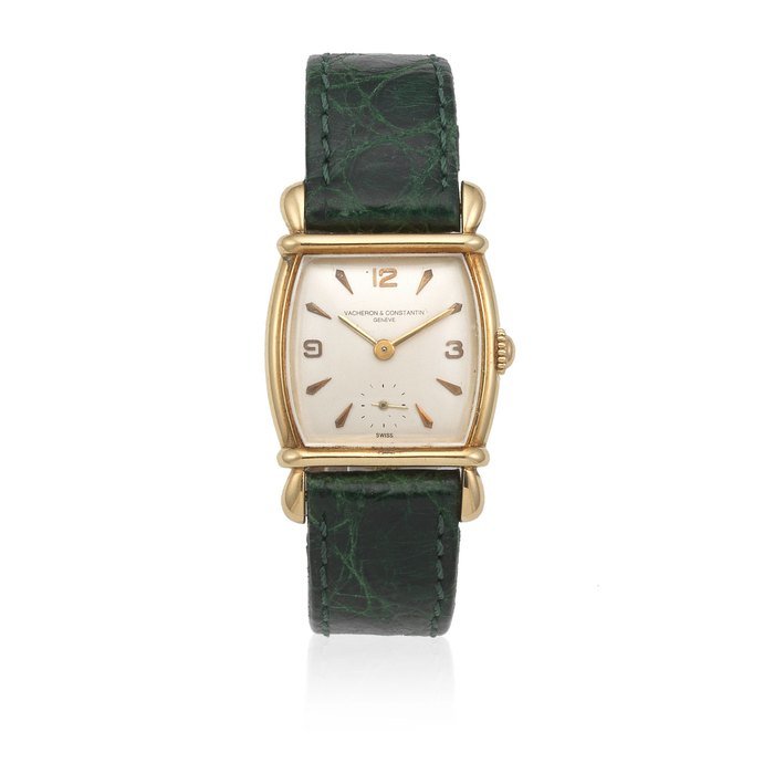 Bulgari Vacheron & Constantin. A lady's 18K gold manual wind tonneau form wristwatch with flared lugs Ref: 4238, Circa 1938
