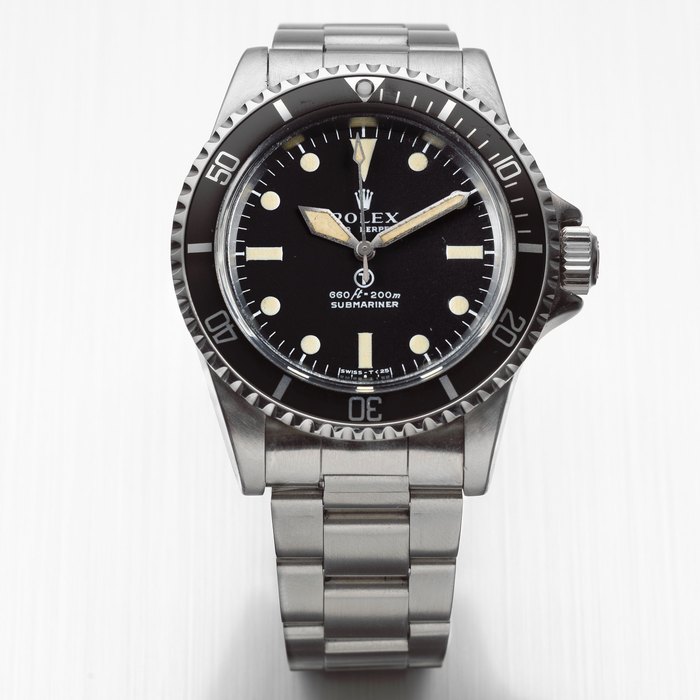 Rolex. A rare military issue stainless steel automatic bracelet watch Submariner, Ref: 5513, Circa 1972