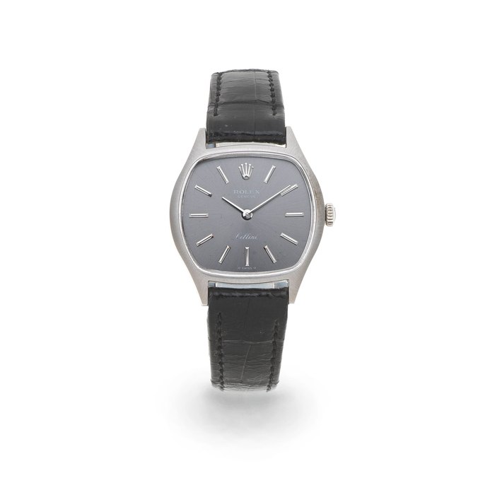 Rolex. A lady's 18K white gold manual wind wristwatch Cellini, Ref: 3801, Circa 1972