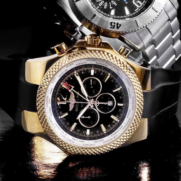 Breitling. A large 18K rose gold automatic world time chronograph wristwatch For Bentley GMT, Ref:R47362, No.163, Case No.2450917, Circa 2014