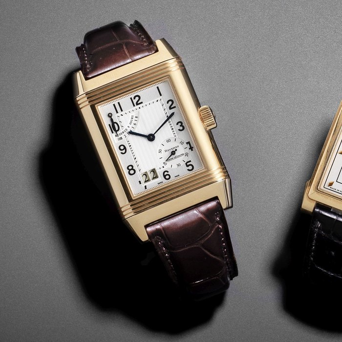 Jaeger-LeCoultre. A rectangular 18K rose gold manual wind calendar reversible wristwatch with 8-day power reserve Reverso Grande Date, Ref:210.2.15, Case No.2078767, Movement No.5542402, Circa 2010