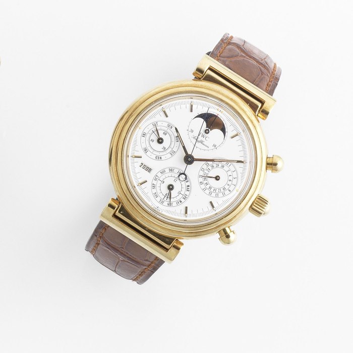 IWC. An 18K gold automatic perpetual calendar wristwatch with moon phase Da Vinci, Ref:3750, Case No.2527999, Movement No.2465257, Sold 22nd September 1992