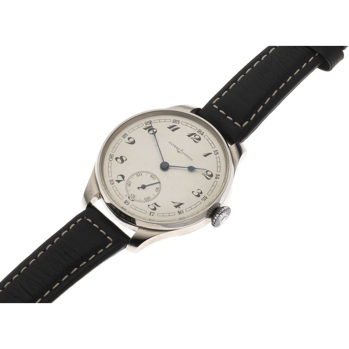 Ulysse Nardin. A stainless steel manual wind wristwatch