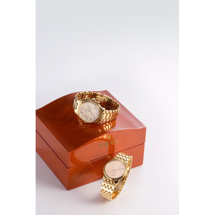 Zenith Ebel. An 18K gold automatic calendar chronograph bracelet watch with box and paper 1911, Ref:83, Case No.8134901, Circa 2000