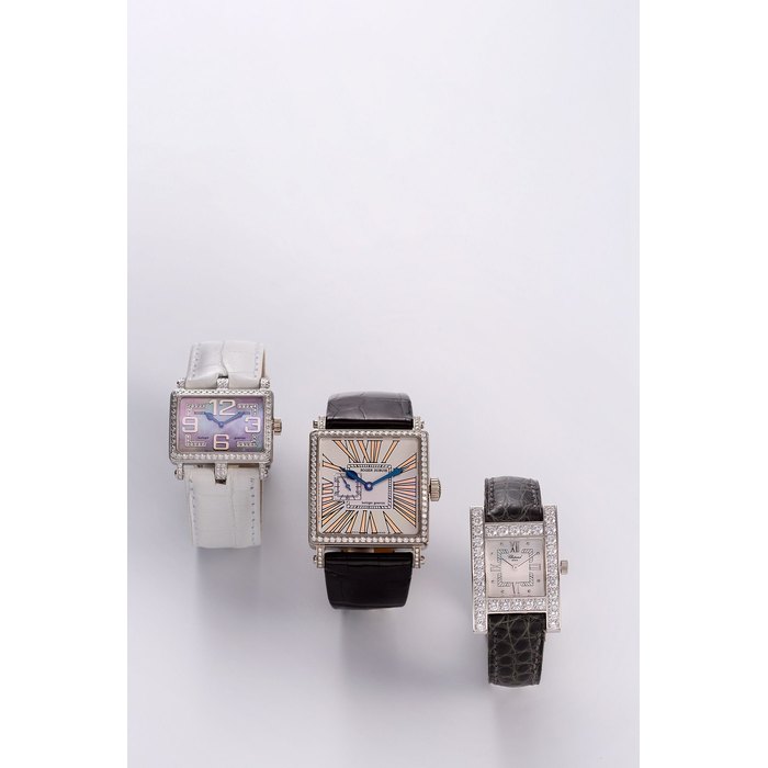 Roger Dubuis. A lady's 18K white gold and diamond set automatic wristwatch Golden Square, No.12/28, Movement No.3423, Circa 2010