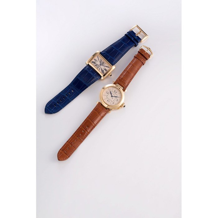 Cartier Cartier. An 18K gold automatic calendar wristwatch Pasha, Ref:820901, Case No.0872, Circa 1988