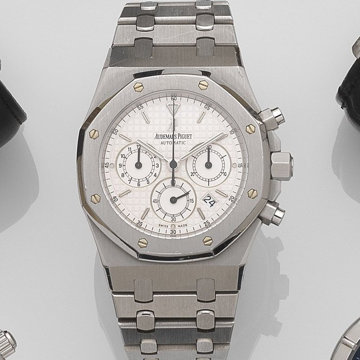 Audemars Piguet. A stainless steel automatic calendar chronograph bracelet watch Royal Oak Chronograph, Ref:25860ST/O/1110ST/05, Case No.E87531.5476, Movement No.528340, Sold 9th April 2003