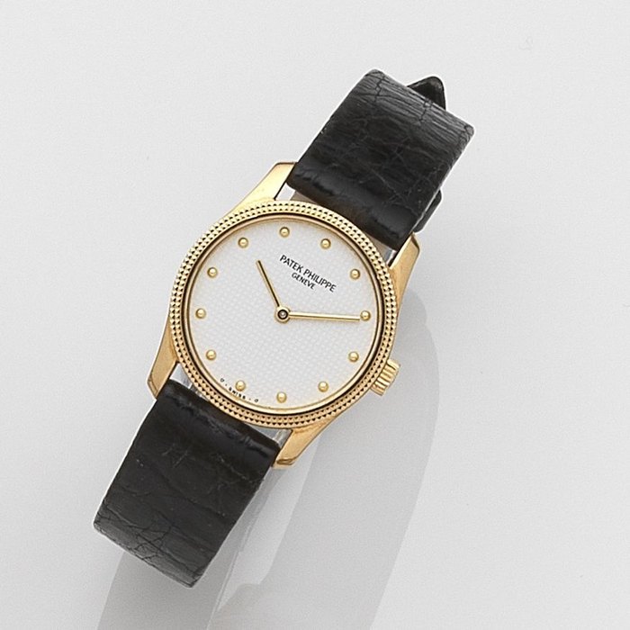 Patek Philippe. A lady's 18ct gold manual wind wristwatch Calatrava, Ref:4596/D, Case No.2838253, Movement No.1413076, Circa 1980