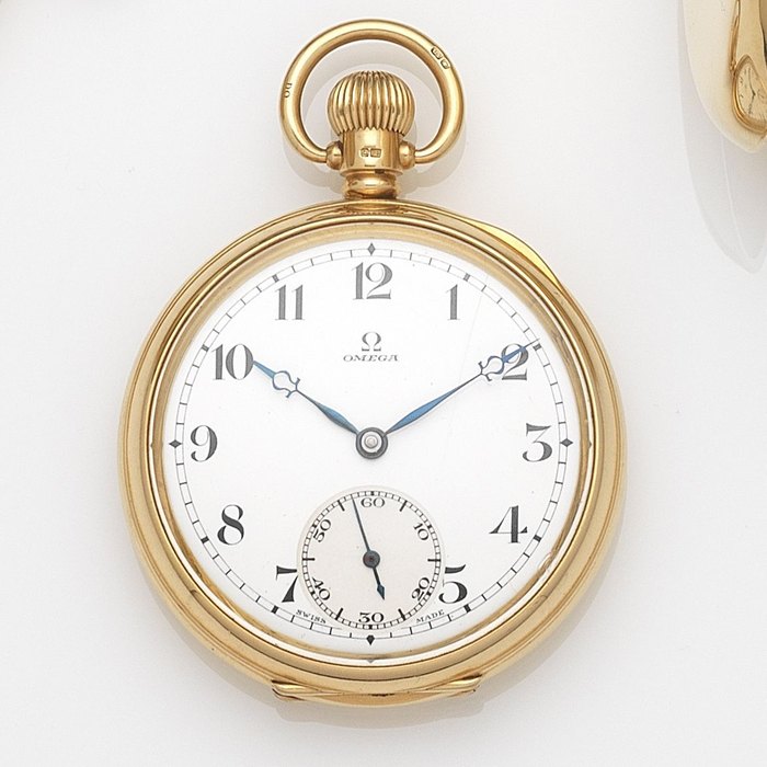 Omega. An 18ct gold keyless wind open face pocket watch Case & Cuvette No.430211, Movement No.5825339, Birmingham Hallmark for 1928