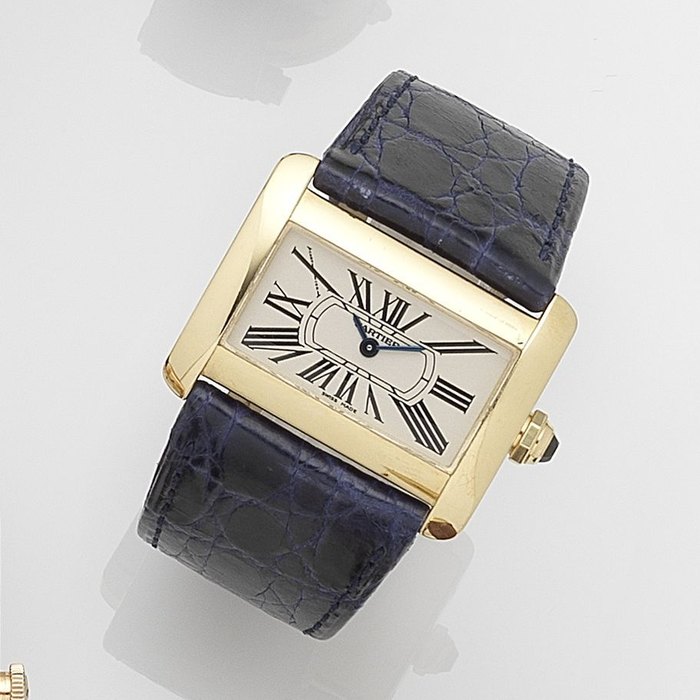 Cartier. A lady's 18ct gold quartz wristwatch Tank Divan, Ref:2601, Case No.272571CE, Circa 2005