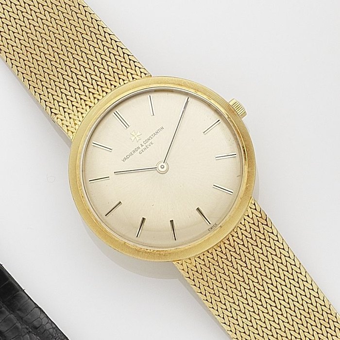Vacheron Constantin. An 18ct gold manual wind bracelet watch Ref:7296, Case No.468227, Movement No.626842, Circa 1970