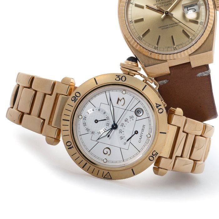 Cartier Cartier. A 18k gold automatic calendar bracelet watch with power reserve with box and papers Pasha, Ref:W30144D1, Case No.2395284835MG, Circa 2008