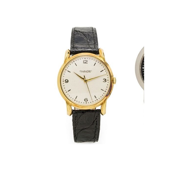 IWC. An 18K gold automatic wristwatch Case No.1371899, Movement No.1451096, Circa 1955