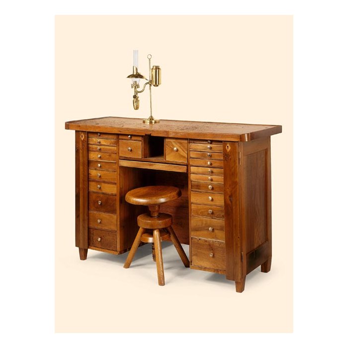  Lot 32 247, Price & Market Data