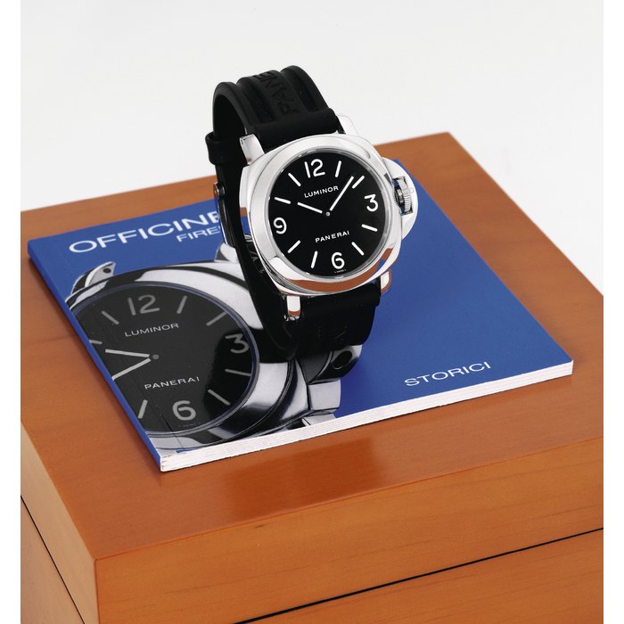 Panerai Officine Panerai, Price & Market Data