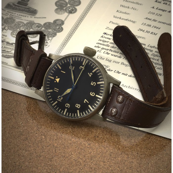 Lot 261 295 Ref. 127-560A-1