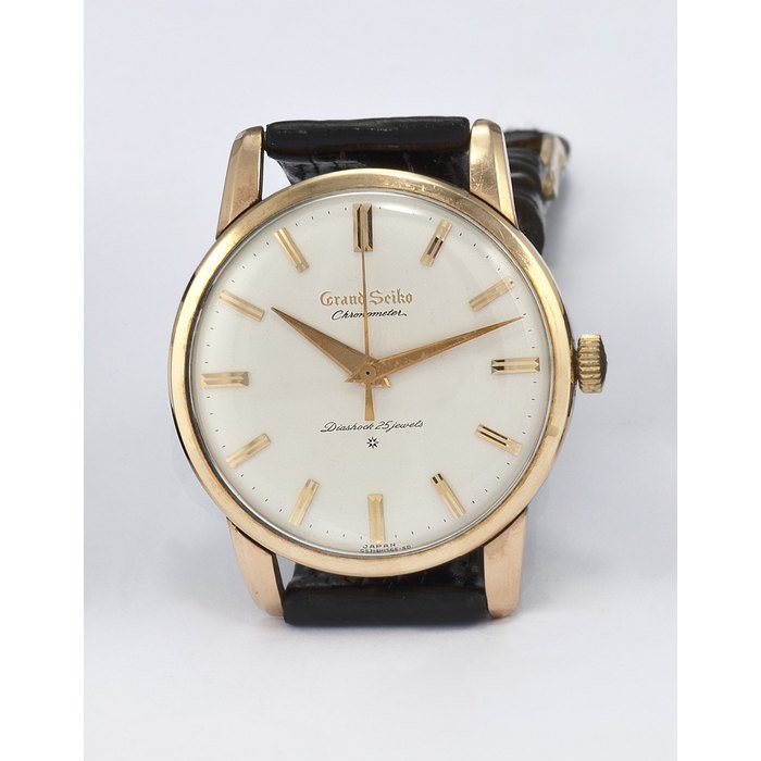 Lot 266 10 Ref. J14070GS