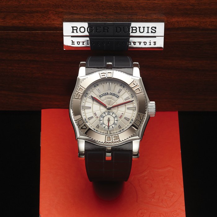 Roger Dubuis Ref Se 46 14 9 0 3 53R