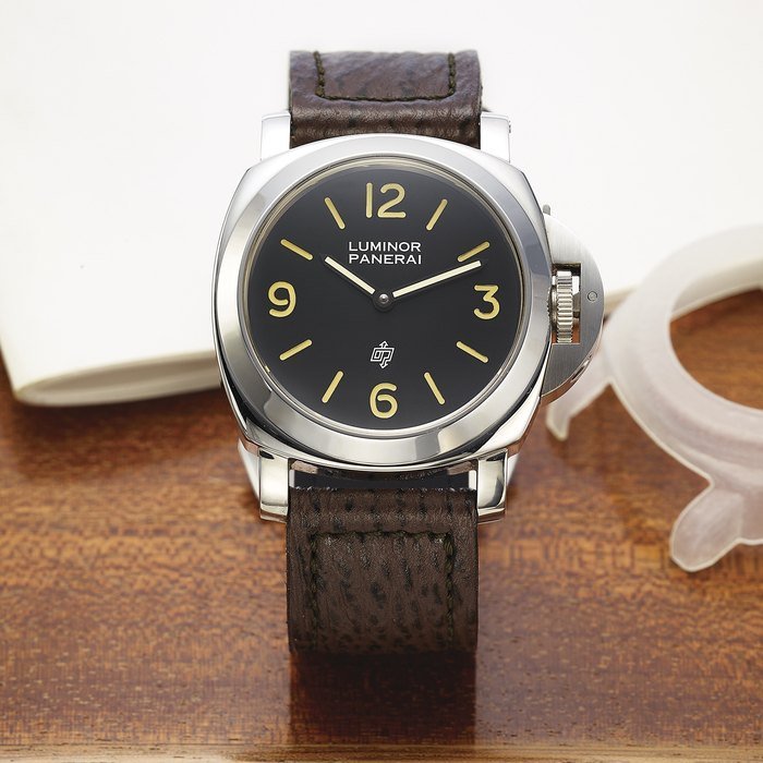 Panerai Officine Panerai Ref 5218 201 A · 5218