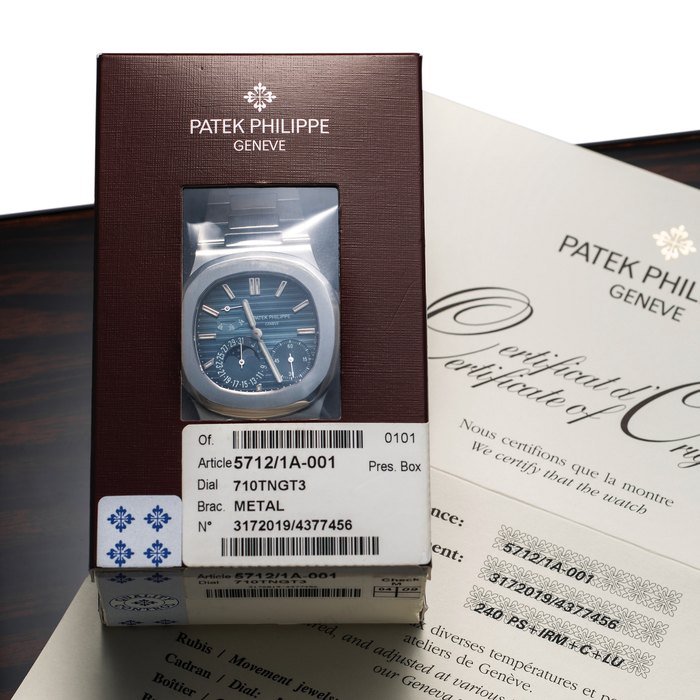 Patek Philippe Patek Philippe Ref 5712 1A 001 · 5712
