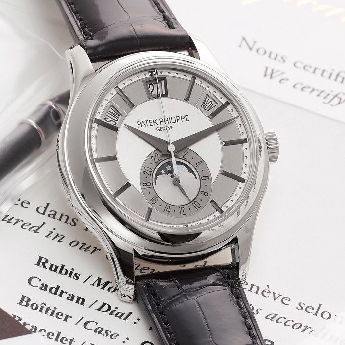 Patek Philippe Patek Philippe Ref 5205 G · 5205