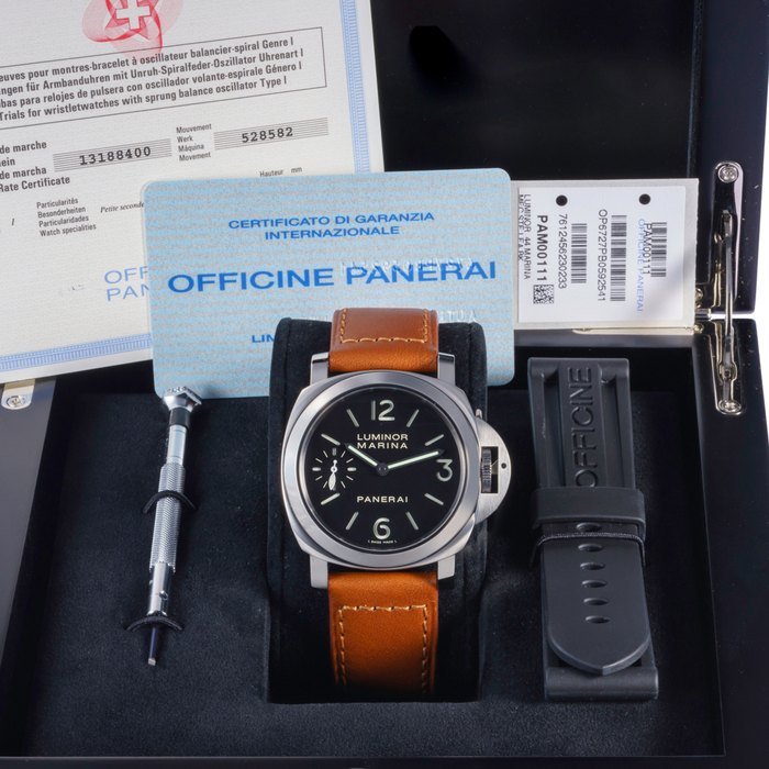 Panerai Panerai Ref Pam00111 Luminor Marina · PAM00111