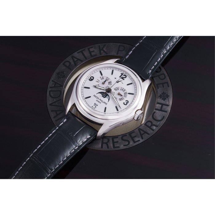 Patek Philippe Patek Philippe Ref 5250G 001 Advanced Research · 5250G