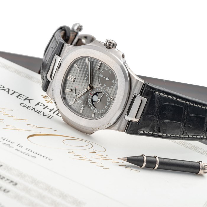 Patek Philippe Patek Philippe Ref 5712G 001 Nautilus · 5712G