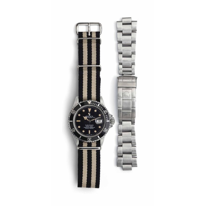 ROLEX. A STAINLESS STEEL AUTOMATIC WRISTWATCH WITH SWEEP CENTRE SECONDS, DATE AND BRACELET SIGNED ROLEX, OYSTER PERPETUAL DATE, SUBMARINER MODEL, REF. 16800, CASE NO. 9'302'877, CIRCA 1986