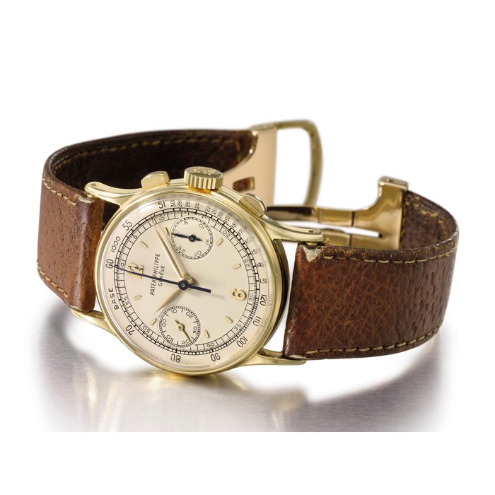 Patek Philippe. A fine 18K gold chronograph wristwatch SIGNED PATEK PHILIPPE, GENÈVE, REF. 130, MOVEMENT NO. 863'394, CASE NO. 637'850, MANUFACTURED IN 1944