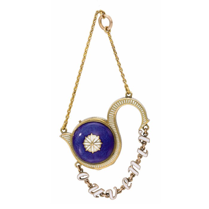 Swiss. A rare and attractive 18K gold and enamel s-form pendant watch UNSIGNED, MOVEMENT NO. 4990, CIRCA 1820
