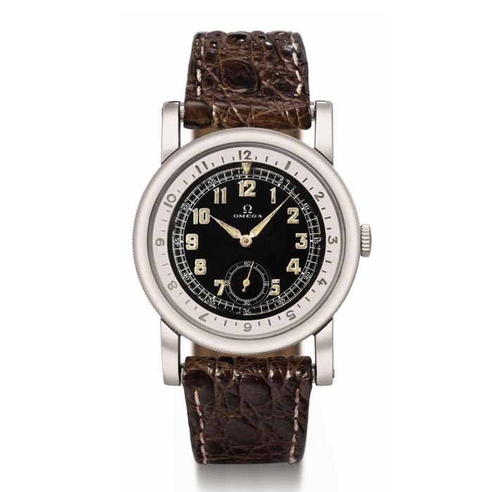 Omega. A large stainless steel pilot's wristwatch with inner revolving bezel SIGNED OMEGA, MOVEMENT NO. 8'819'307, CASE NO. 9'532'163, MANUFACTURED IN 1938