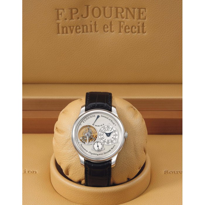 F.P. Journe. A very fine and rare platinum tourbillon wristwatch with constant force winding, power reserve and dead beat second SIGNED F.P. JOURNE, INVENIT ET FECIT, REMONTOIR D'EGALITÉ AVEC SECONDE MORTE, TOURBILLON SOUVERAIN, NO. 395-TN, CIRCA 2006