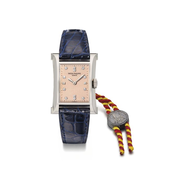Patek Philippe. A lady's fine 18K white gold limited edition rectangular-shaped wristwatch with Original Certificate and box SIGNED PATEK PHILIPPE, GENEVE, PAGODA MODEL, REF. 4900, MOVEMENT NO. 3'066'674, CASE NO. 4'018'113, MANUFACTURED IN 1997