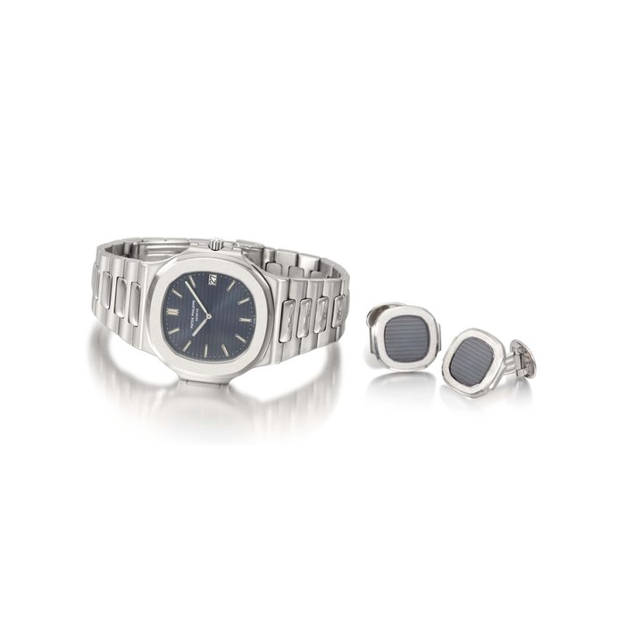 Patek Philippe. A fine, rare and large stainless steel automatic wristwatch with date, bracelet and 18K white gold cufflinks SIGNED PATEK PHILIPPE, GENEVE, NAUTILUS MODEL, REF. 3700/001, MOVEMENT NO. 1'302'995, CASE NO. 532'514, MANUFACTURED IN 1974