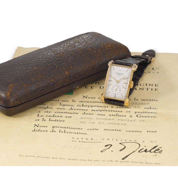 Patek Philippe. A fine 18K pink gold rectangular wristwatch with original certificate and box SIGNED PATEK PHILIPPE, GENÈVE, REF. 2403, MOVEMENT NO. 839'397, CASE NO. 645'893, MANUFACTURED IN 1947