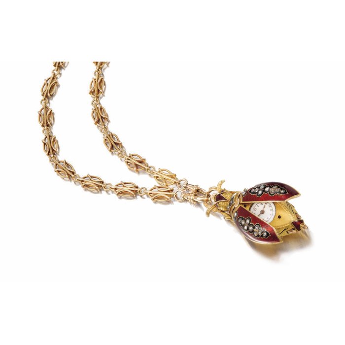 Swiss. A fine and attractive 18K gold, enamel and diamond-set keyless cylinder scarab-form pendant watch with chain UNSIGNED, CIRCA 1910