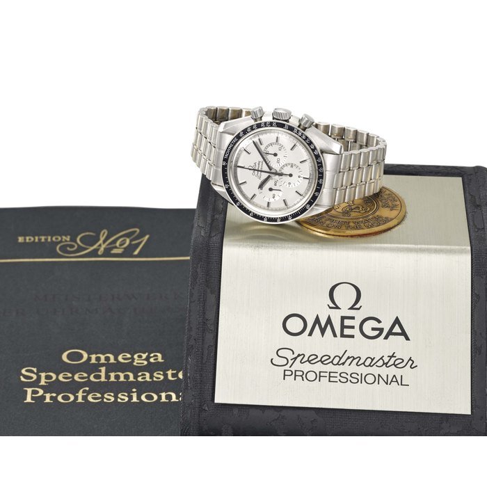 Omega Omega. A very rare and attractive 18K white gold limited edition chronograph wristwatch with bracelet, certificate and box Signed Omega, Speedmaster Professional, “Moonwatch” model, ref. 345.0802 no. A004, movement no. 44’632’344, circa 1980