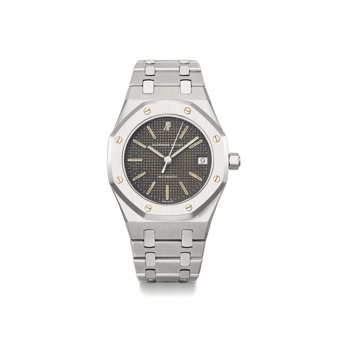 AUDEMARS PIGUET. A VERY RARE STAINLESS STEEL WRISTWATCH WITH DATE, BRACELET AND “WHITBREAD, UN SPRINT AUTOUR DU MONDE” BOOK MADE FOR THE UBS SWITZERLAND CREW SIGNED AUDEMARS PIGUET, AUTOMATIC, ROYAL OAK NO. 148, REF. 4332ST, CASE NO. C2668, MANUFACTURED IN 1985