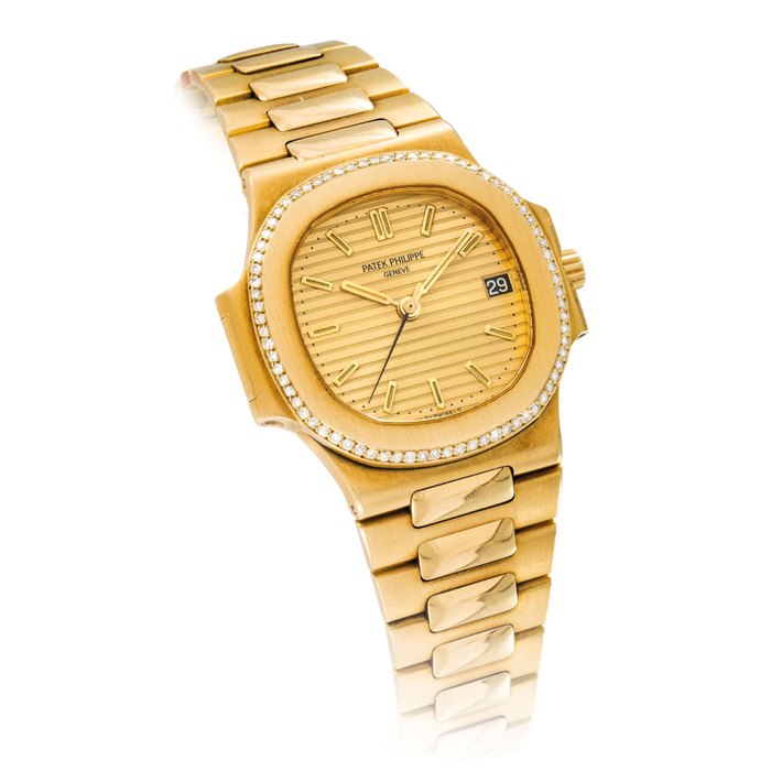PATEK PHILIPPE. A FINE 18K GOLD AND DIAMOND-SET AUTOMATIC WRISTWATCH WITH SWEEP CENTRE SECONDS, DATE AND BRACELET SIGNED PATEK PHILIPPE, GENEVE, NAUTILUS MODEL, REF. 3800/2, MOVEMENT NO. 1’426’475, CASE NO. 2’801’273, MANUFACTURED IN 1987