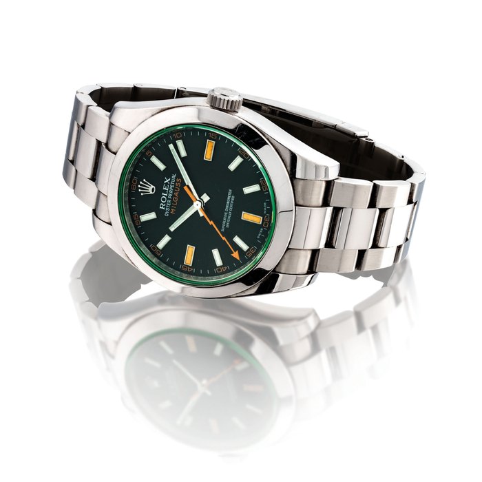 ROLEX. A STAINLESS STEEL AUTOMATIC WRISTWATCH WITH SWEEP CENTRE SECONDS AND BRACELET SIGNED ROLEX, OYSTER PERPETUAL, MILGAUSS MODEL, REF. 116400GV, CASE NO. M735634, CIRCA 2008