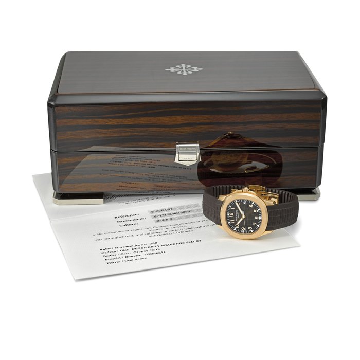 PATEK PHILIPPE. A VERY FINE 18K PINK GOLD AUTOMATIC WRISTWATCH WITH SWEEP CENTRE SECONDS, DATE, ORIGINAL CERTIFICATE AND BOX SIGNED PATEK PHILIPPE, GENEVE, AQUANAUT MODEL, REF. 5167R, MOVEMENT NO. 5’717’179, CASE NO. 4’618’865, MANUFACTURED IN 2013