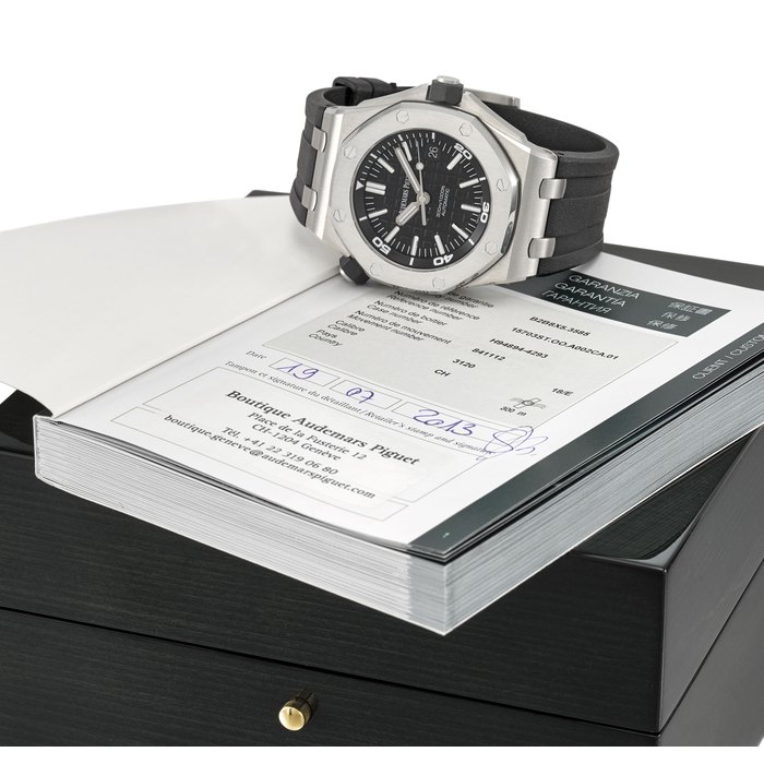 AUDEMARS PIGUET. A RARE STAINLESS STEEL AUTOMATIC WRISTWATCH WITH DATE, SWEEP CENTRE SECONDS, DIVE-TIME MEASUREMENT, ORIGINAL WARRANTY AND BOX SIGNED AUDEMARS PIGUET, ROYAL OAK OFFSHORE DIVER MODEL, 300M / 1000FT, REF. 15703ST.OO.A002CA.01, MOVEMENT NO. 841’112, CASE NO. H94894-4293, CIRCA 2013